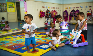 Creche abre vagas para a função de Auxiliar de Sala para Educação Infantil Não é necessário